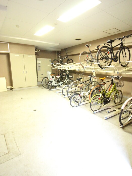 パークキューブ市ヶ谷の物件外観写真