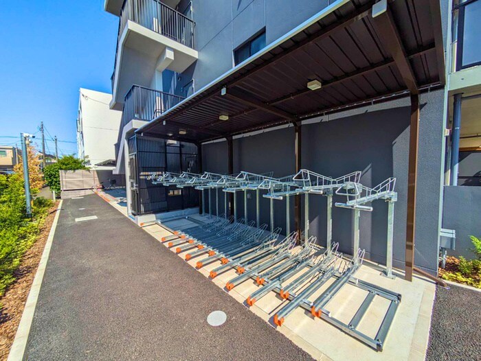 フレンシア下井草の物件外観写真