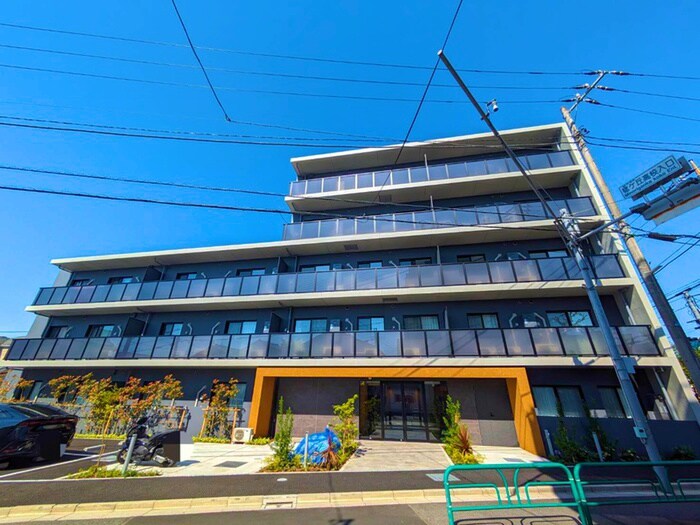 フレンシア下井草の物件外観写真