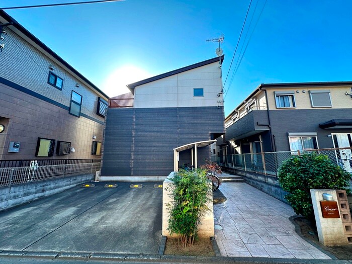 銀生五番館の物件外観写真