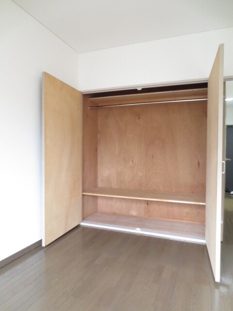 レジデンス中島の物件内観写真