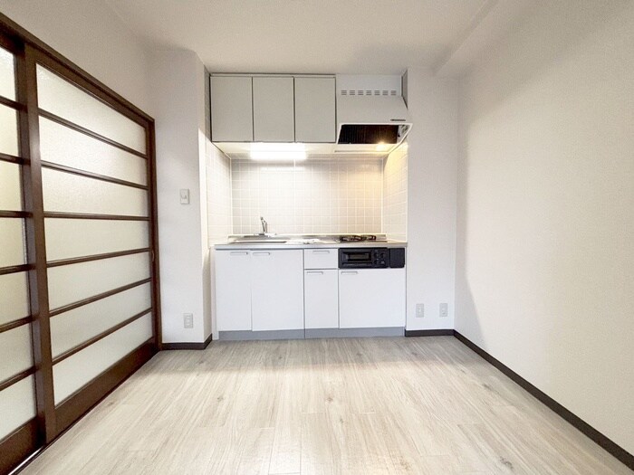 レジデンス・イクマの物件内観写真