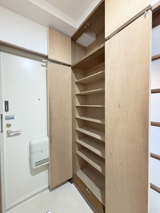 レジデンス・イクマの物件内観写真