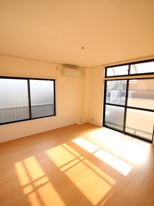 ツインコ－ト峰の物件内観写真