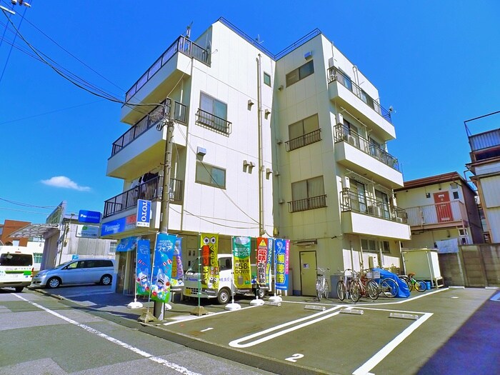 本郷ビルの物件外観写真