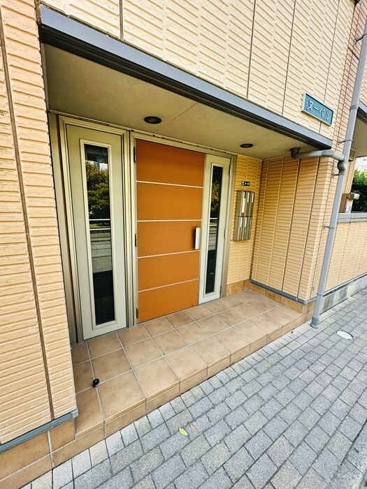 ヌ－ベルの物件外観写真