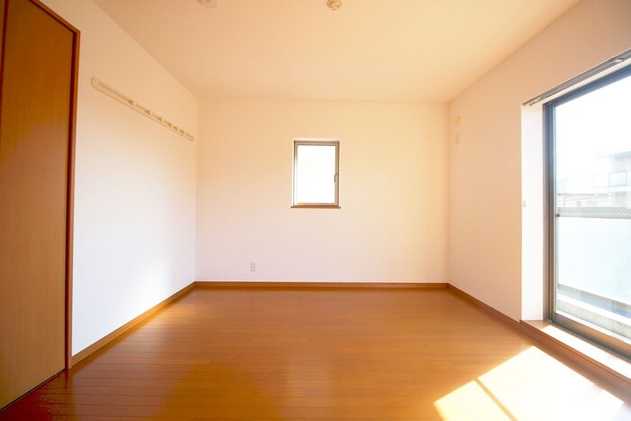 グランド・カオルⅡの物件内観写真