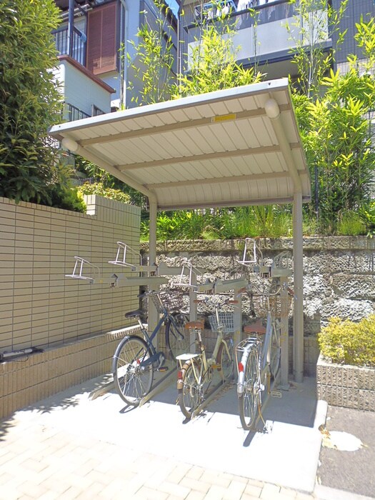 シャン・ド・フルールＢの物件外観写真