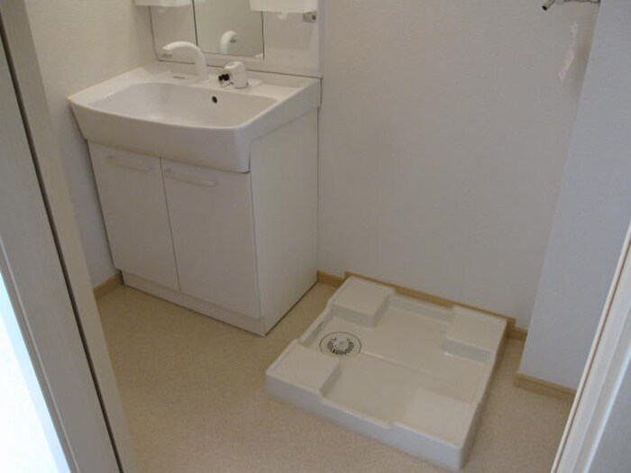 シャン・ド・フルールＢの物件内観写真