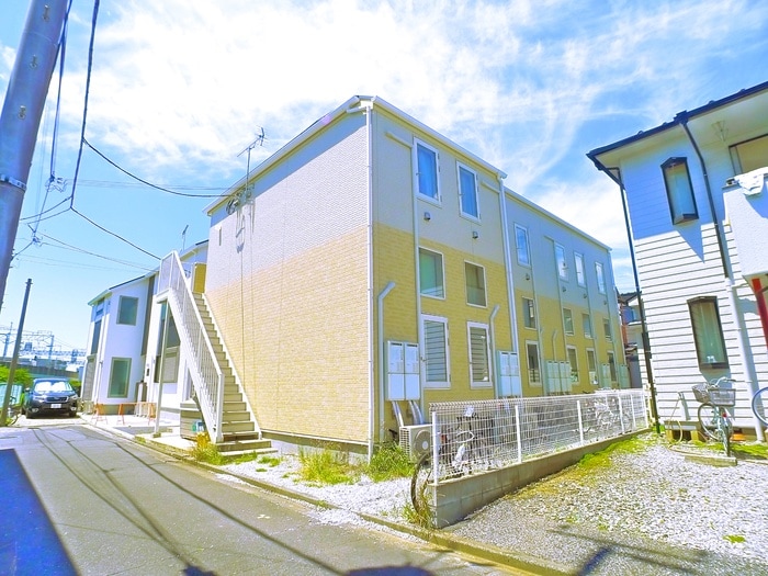 ビバリーヒルズウメジマの物件外観写真