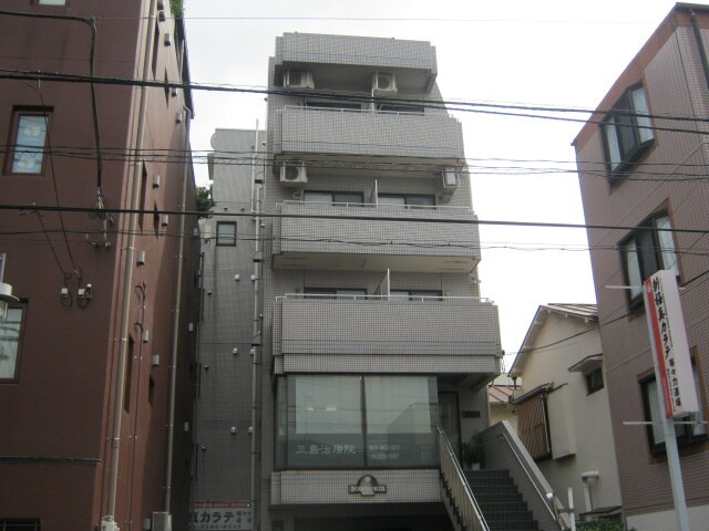 アベニュ－等々力５の物件外観写真