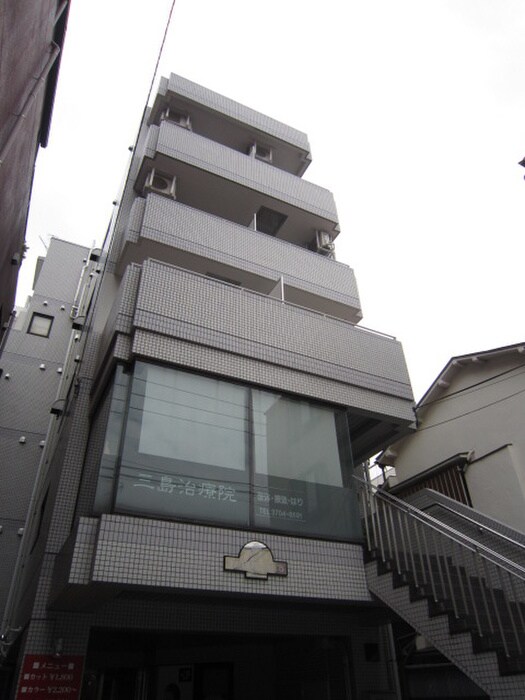 アベニュ－等々力５の物件外観写真