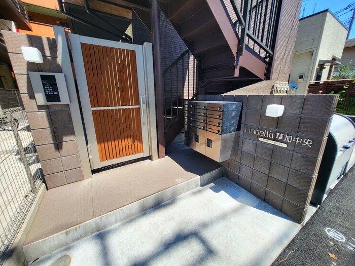 EMBELLIR草加中央の物件外観写真