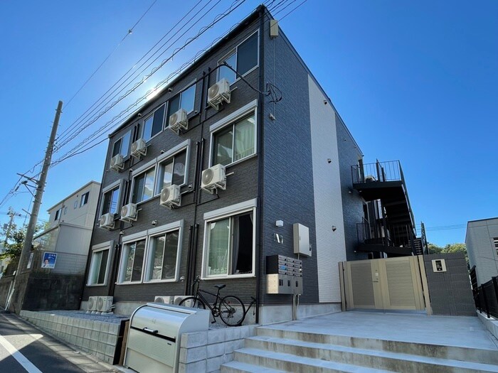 Ambition稲城の物件外観写真