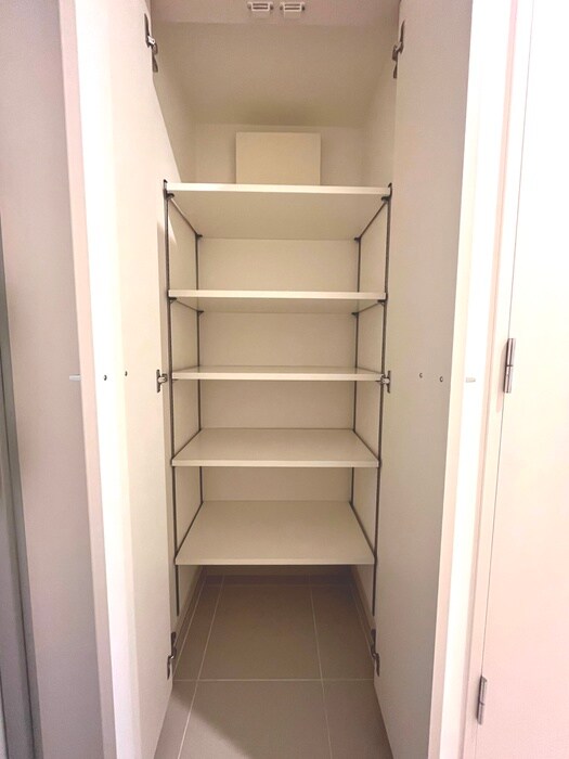 ﾕﾘｶﾛｾﾞ西新井(101)の物件内観写真