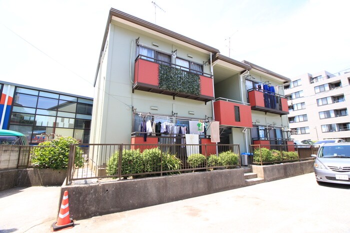 メゾン片倉第２の物件外観写真