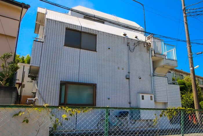 クロノス向ヶ丘の物件外観写真