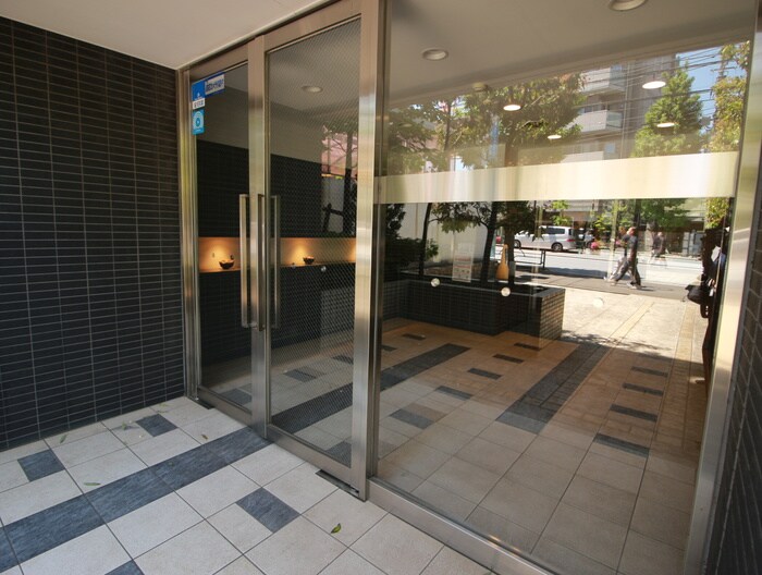 プライムアーバン本駒込の物件外観写真