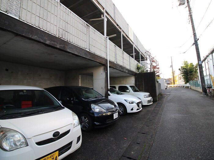 グランディ－ル希望ヶ丘Ａの物件外観写真