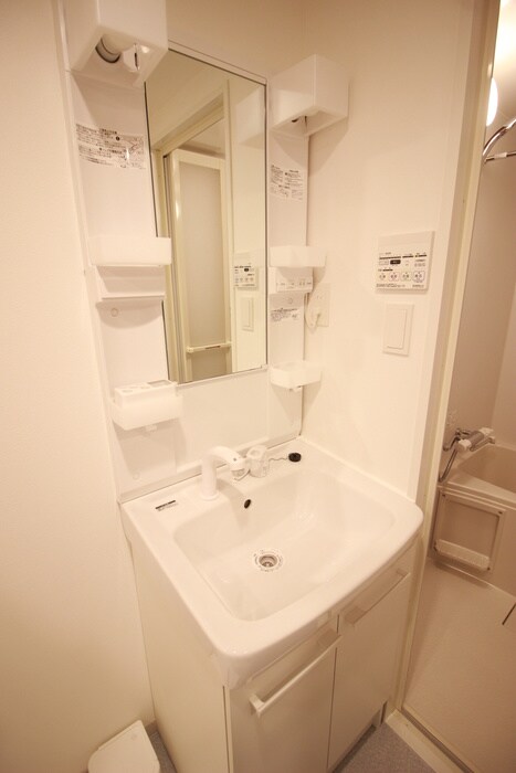 ＧＥＮＯＶＩＡ中野島の物件内観写真