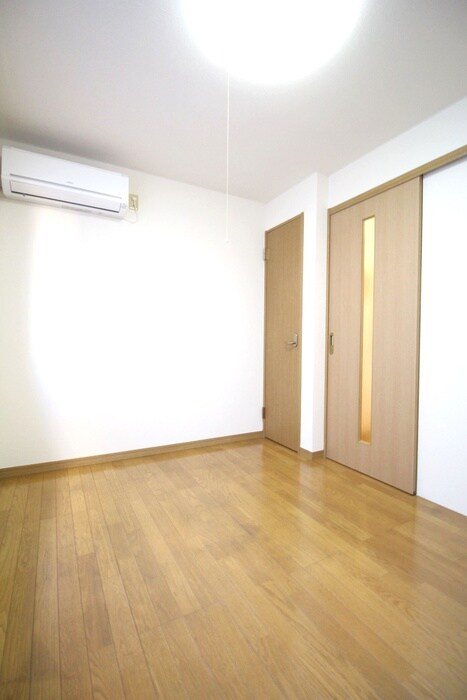 レジデンスシ－バ－ドの物件内観写真