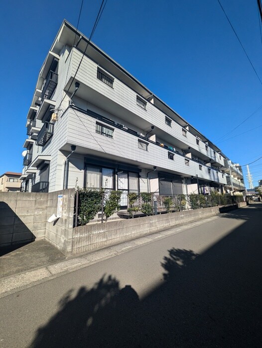 ロ－タス２の物件外観写真