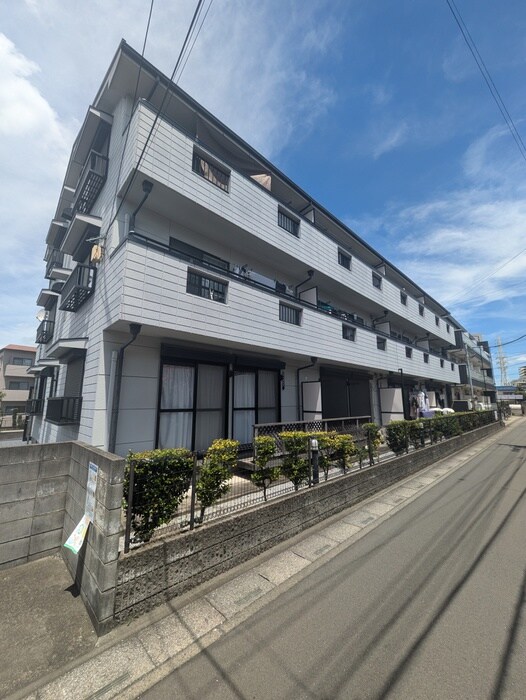 ロ－タス２の物件外観写真