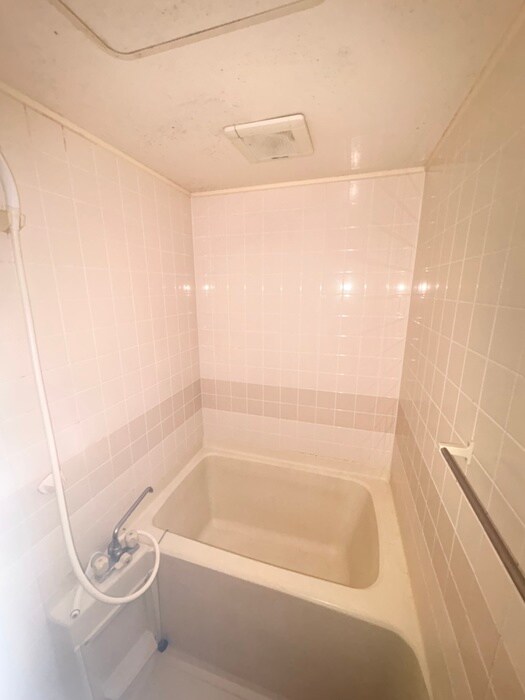 ロ－タス２の物件内観写真