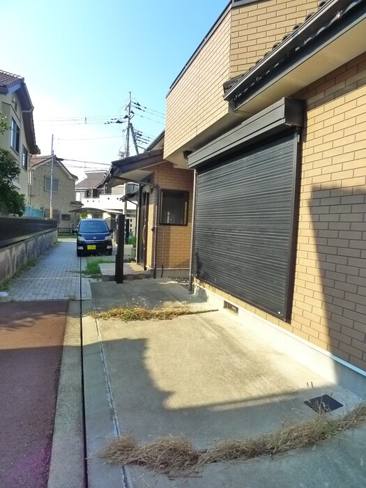 宮野木グランドガーデン５１号棟の物件外観写真