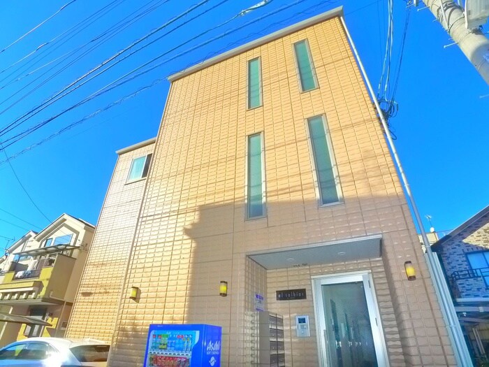 エルソルビオスの物件外観写真