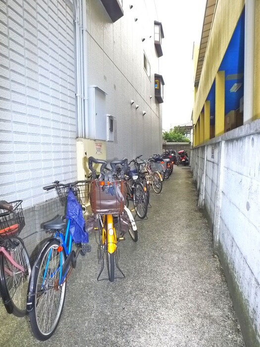 キャステル竹の塚の物件外観写真