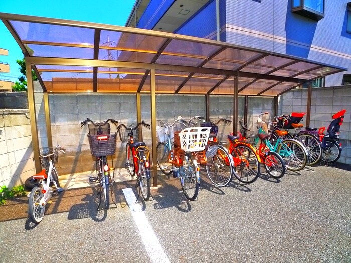 パレシャルマンの物件外観写真