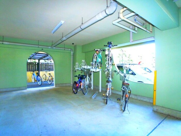 シャングリア丸太の物件外観写真