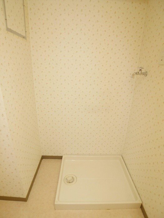 シャングリア丸太の物件内観写真