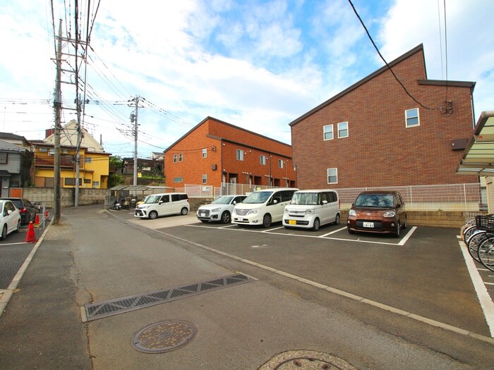 メゾン・ド・ブリックＢ棟の物件外観写真