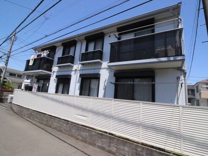 ジュネス湘南Ｂの物件外観写真