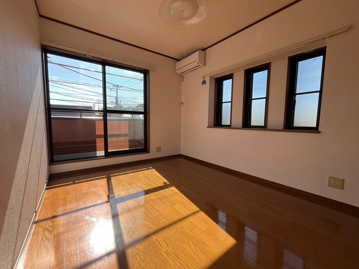 エクセルエイトの物件内観写真