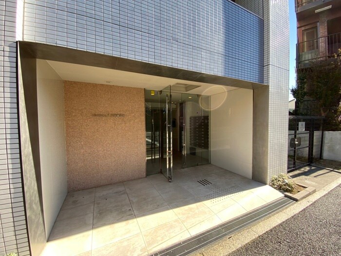 ロネスタR文京護国寺の物件外観写真