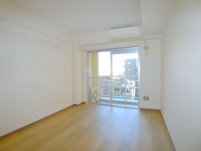 イーストアベニューの物件内観写真