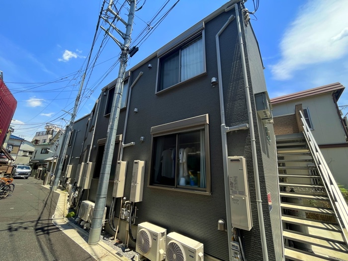 ＲＯＹＡＬ　ＰＡＲＫ　ＪＵＪＯの物件外観写真