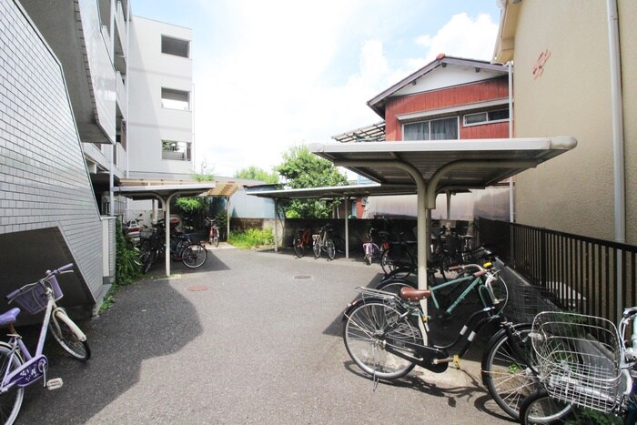 ジュノウの物件外観写真