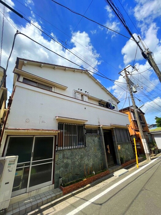 ハイツ秋の物件外観写真