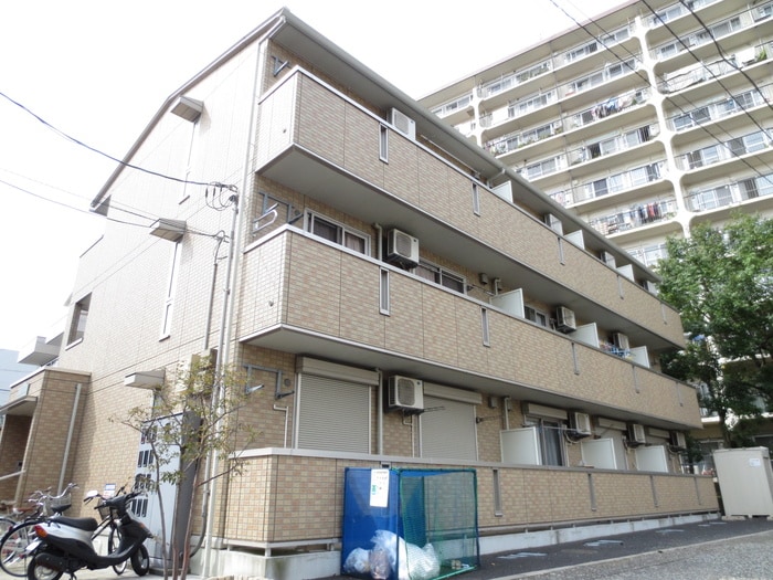 ウィステリア秀和の物件外観写真