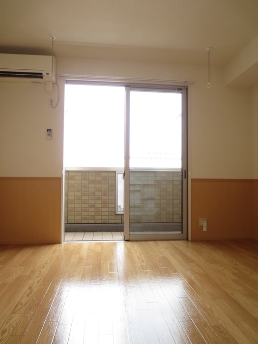 ウィステリア秀和の物件内観写真