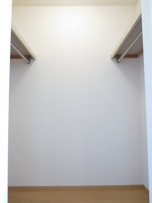 ウィステリア秀和の物件内観写真