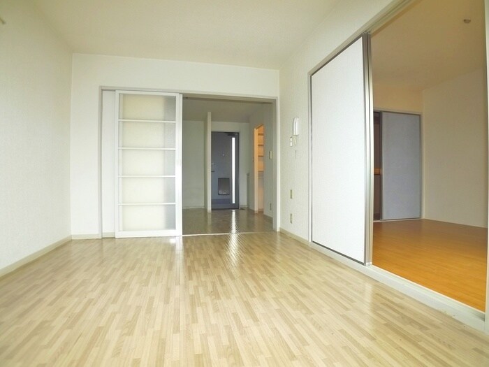 ルミエールＣの物件内観写真