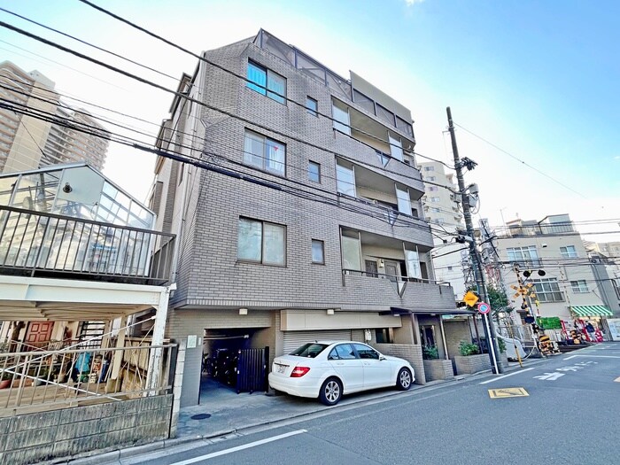 シャロン大塚（201）の物件外観写真