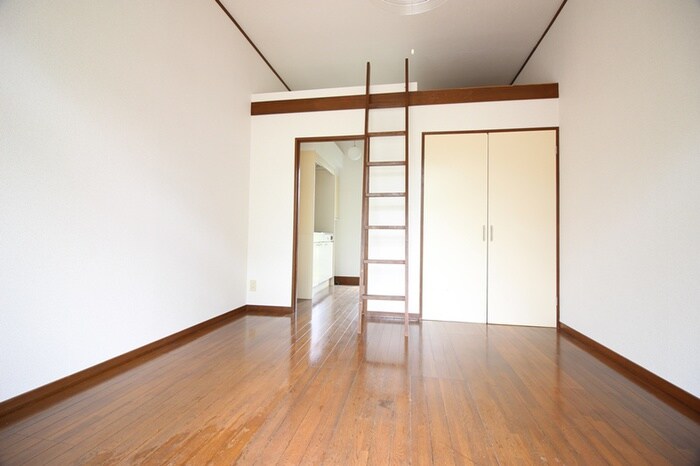 メゾン草薙ＰＡＲＴ３の物件内観写真