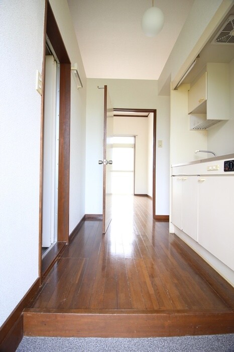 メゾン草薙ＰＡＲＴ３の物件内観写真