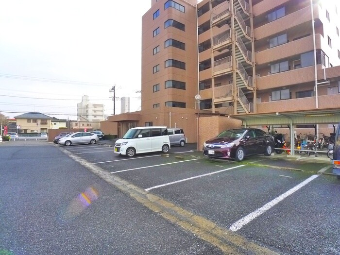 フォレストの物件外観写真